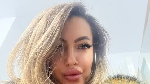 KimberlyNeal's live cam